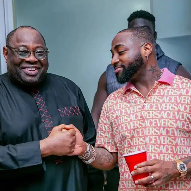 Davido prostrates to greet Dele Momodu after calling him ‘my boy’ years ago (Video)