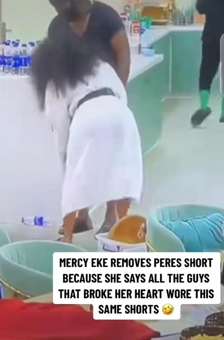 “All the guys wey break my heart, na this shorts them wear” – Mercy Eke recalls heartbreaks, pulls off Pere’s shorts [Video]