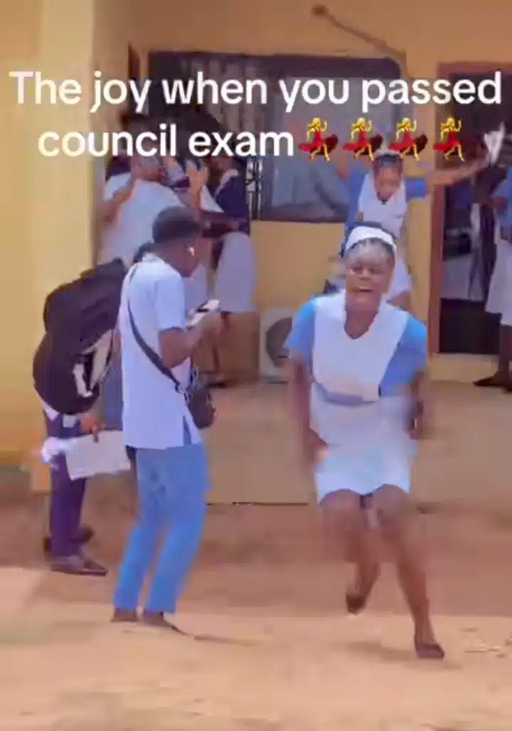 Young lady’s emotional reaction after passing her nursing exam goes viral