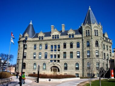 University of Winnipeg Entrance Scholarhips 2024/2025, Canada